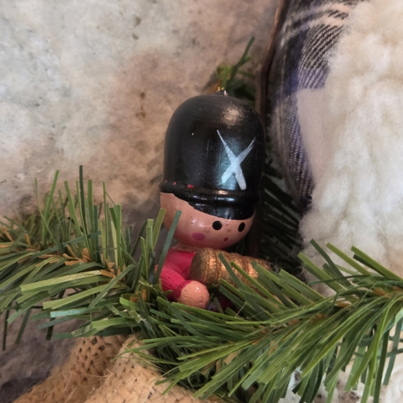 Vtg 90's Primitive Folk Art 17” Sitting Santa Handmade Flannel Shirt Denim Pants - Picture 3 of 8